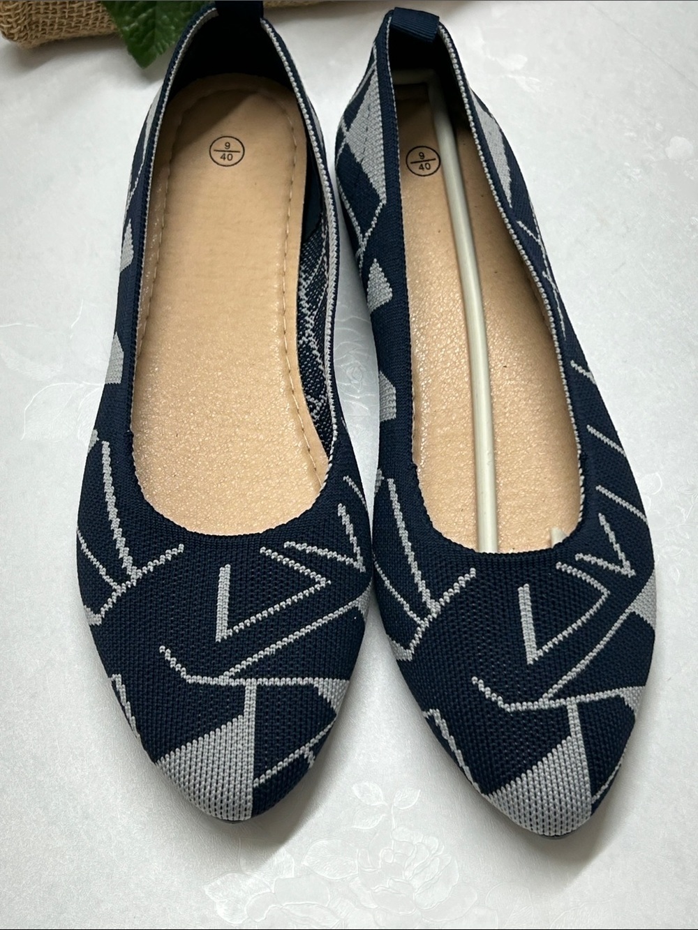 Women's Navy & Gray Knit Pointed-Toe Flats